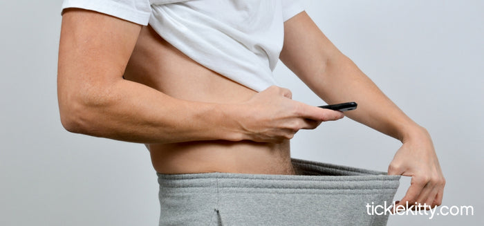 how to send dick pics like a gentleman