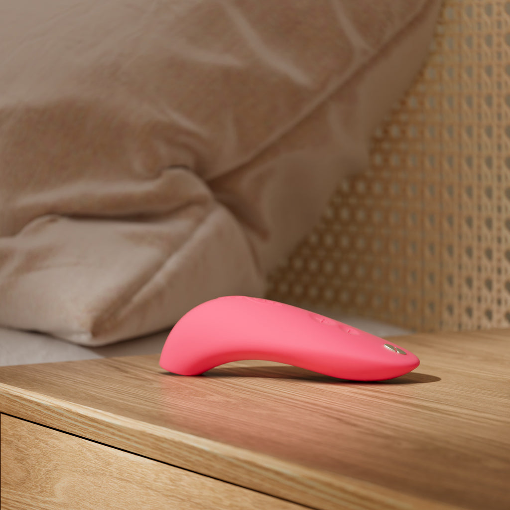 Melt Clitoral Stimulator - App & Remote Controlled Nighstand